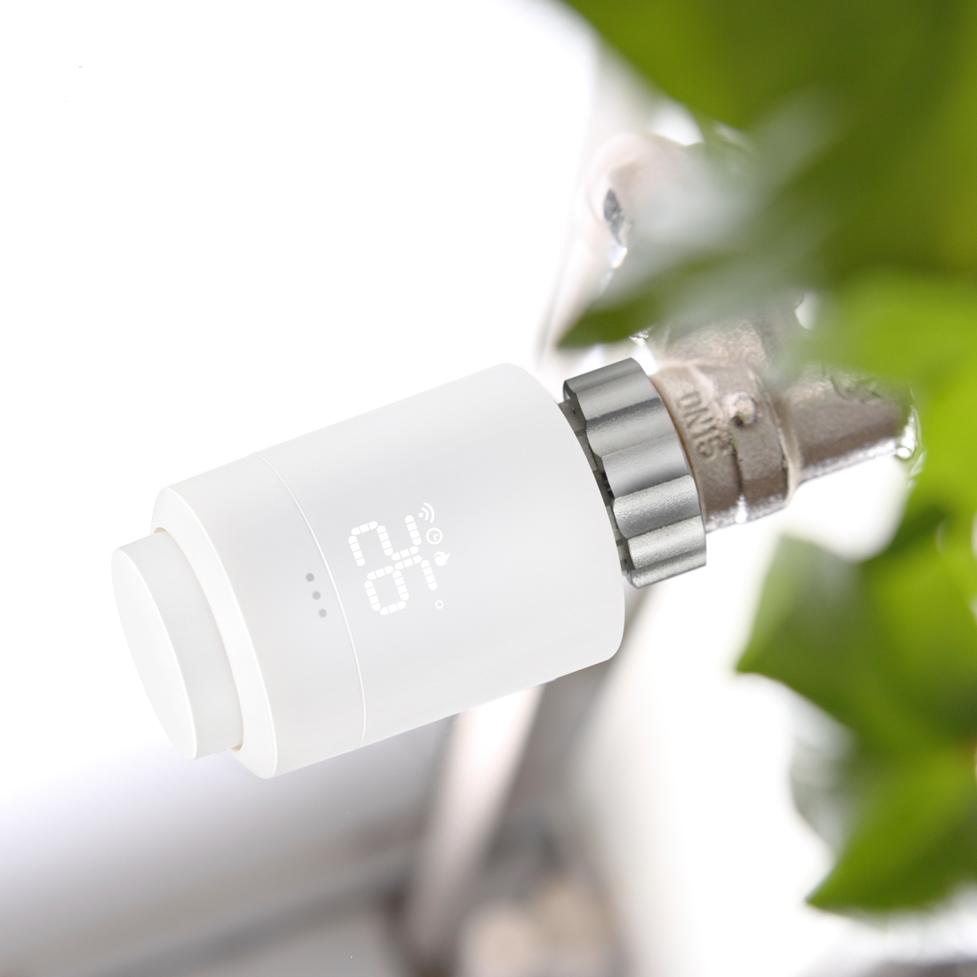 Smart Thermostat WT-1 + Gateway WT-2G – Efficient heating control with Zigbee®